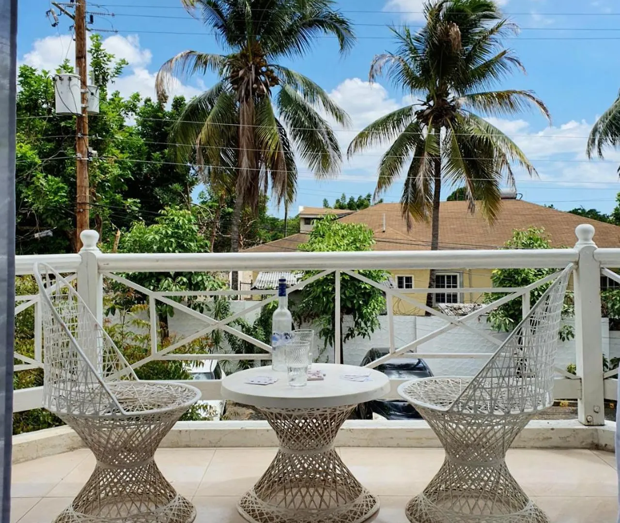 公寓 Choose To Be Happy At The Seville Apt #C4 - 2-Bedroom 金斯敦